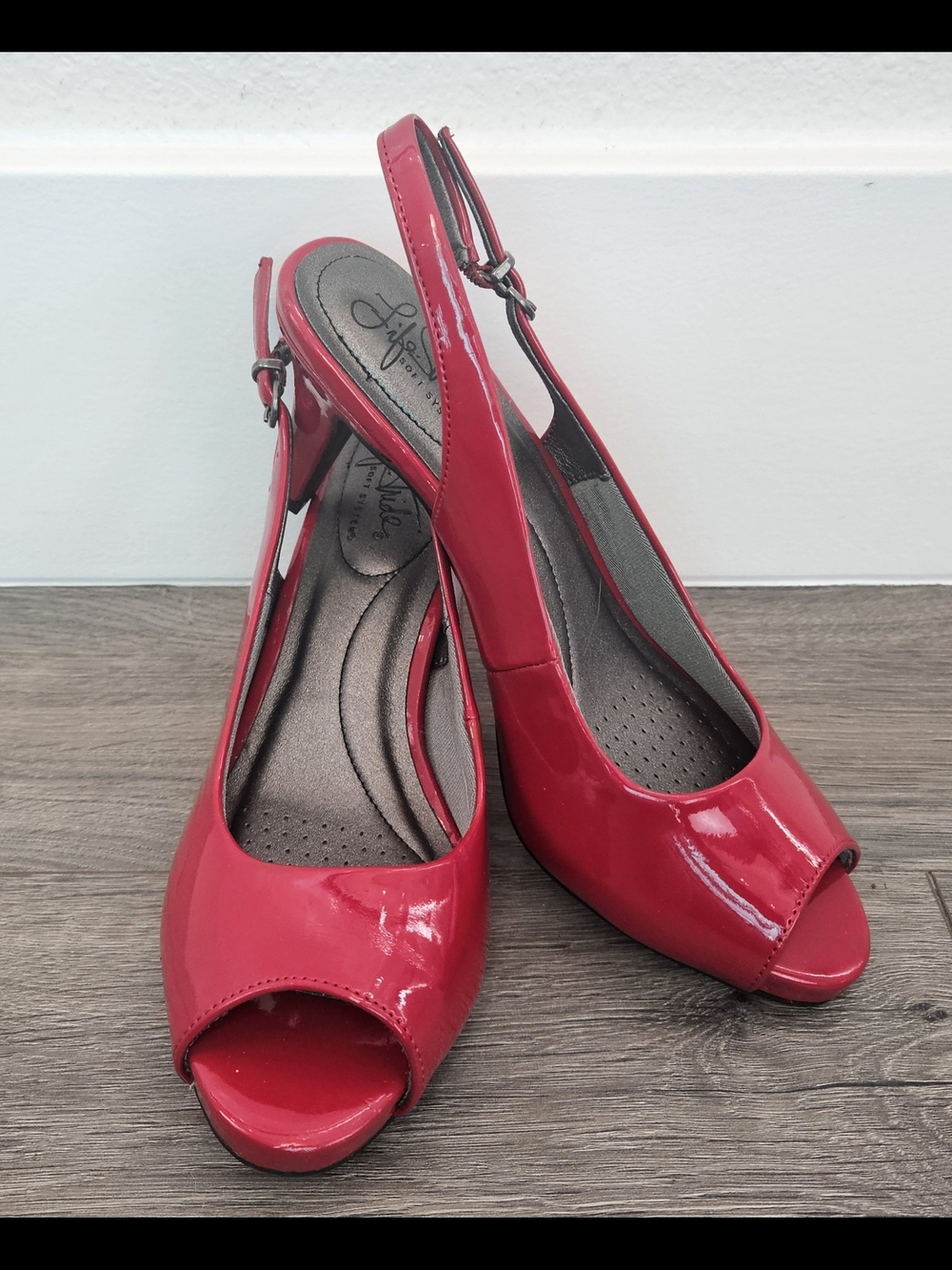 Red Life Stride Peep Toe Faux Patent leather Pumps Heels Size 7.5 M 3" Heel